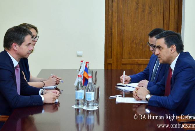 Омбудсмен Франции посетит Армению: омбудсмен Армении принял посла Франции

