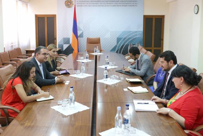 Тигран Хачатрян с делегацией ВБ обсудил программы в сфере сельского хозяйства