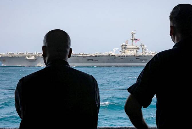 В Иране заявили, что наблюдают за всеми кораблями ВМС США в районе Персидского 
залива