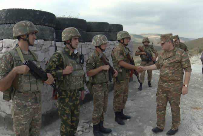 ՀՀ ՊՆ և Արցախի ՊԲ-ի պաշտոնյաները այցելել են մի շարք զորամասեր