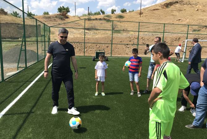 25 football fields under development in two provinces of Armenia 