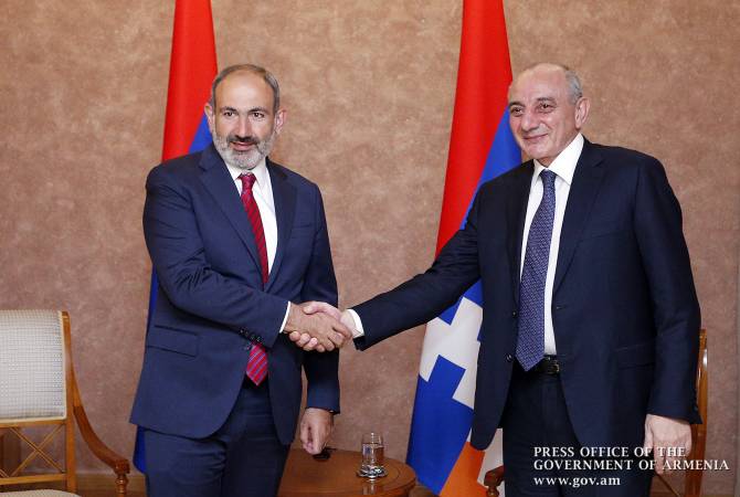 PM Pashinyan meets with Artsakh's President in Stepanakert