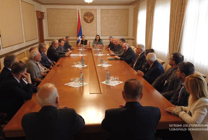 Bako Sahakian a rencontré des membres du Comité mondial des Jeux Pan-Arméniens


