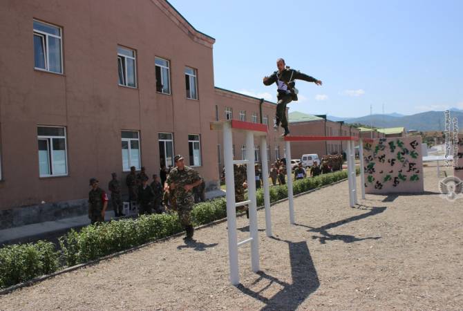 La cérémonie de clôture solennelle du concours « Militant de la paix » à Dilijan