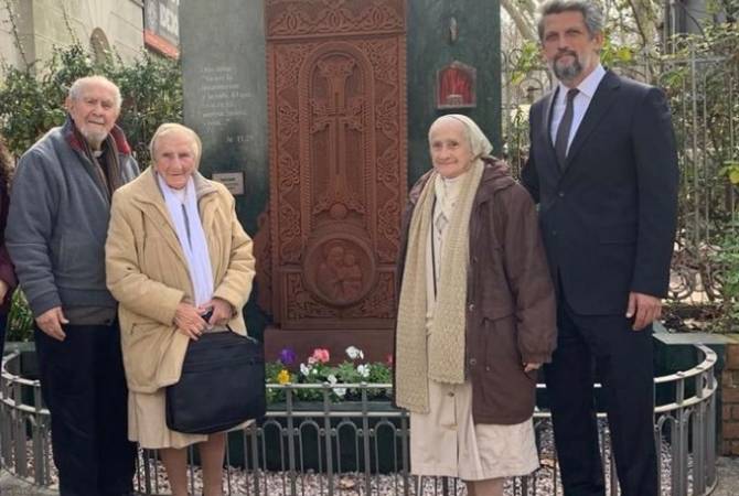 Гаро Пайлян попросил марашцев осуществить мечту армянских стариков, проживающих в 
Уругвае