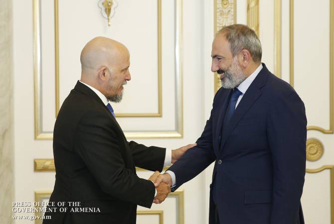 PM Pashinyan holds farewell meeting with Ambassador of Argentina