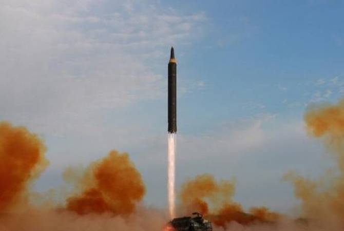 La Corée du Nord tire deux nouveaux  « projectiles non identifiés » abattus dans la mer du 
Japon
