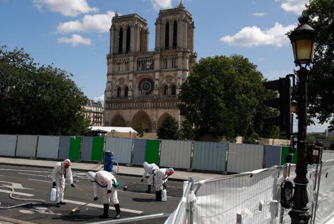 Площадь перед собором Парижской Богоматери должна открыться к сентябрю