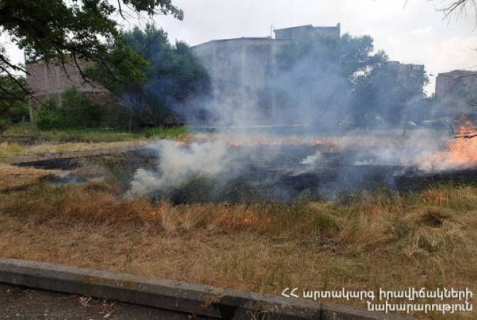 Կարմիրգյուղ գյուղի սարերում այրվել է մոտ 20 hա խոտածածկույթ