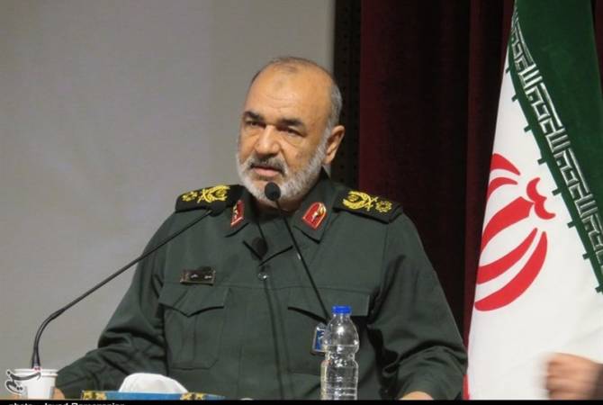 Командующий КСИР заявил, что "враги Ирана" стремятся уничтожить экономику страны