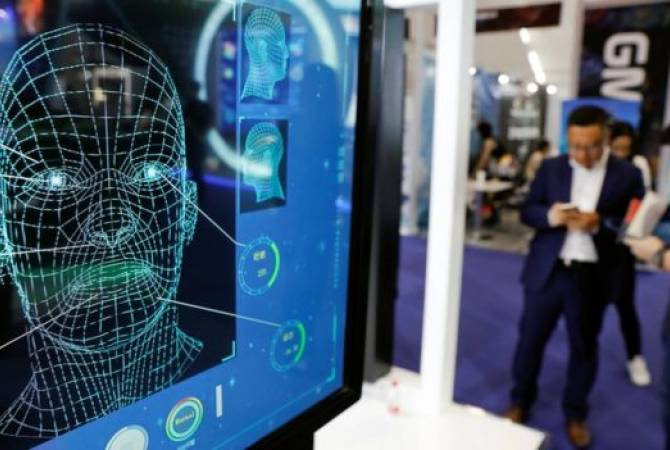FT: Брюссель решил строго ограничить использование технологии распознавания лиц