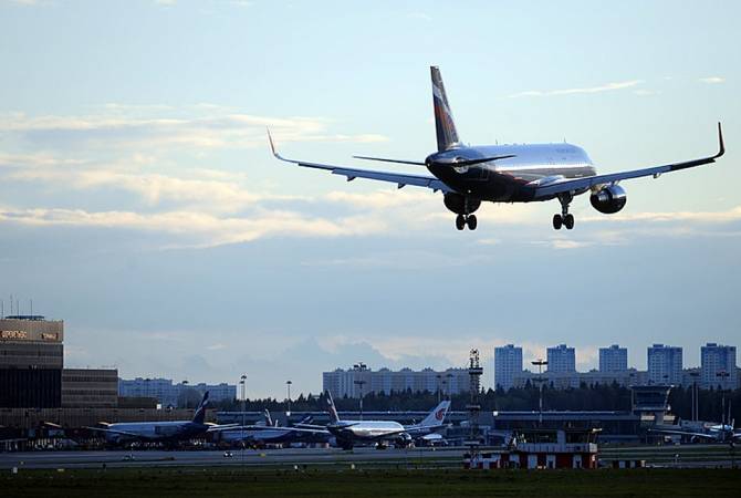 В аэропортах Москвы отменено и задержано более 40  рейсов