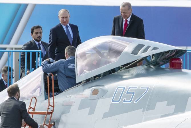 Россия и Турция ведут консультации по поставкам истребителей Су-57 и Су-35