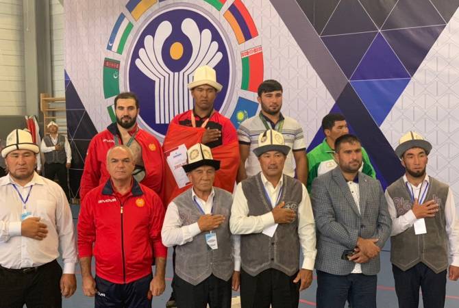 Армянские спортсмены в Кыргызстане завоевали две медали
