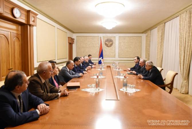 Արցախի Նախագահը ԵՊԲՀ ռեկտորի հետ քննարկել է առողջապահության ոլորտի զարգացման հարցեր