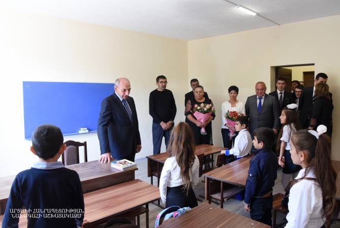 Президент Арцаха принял участие в открытии капитально отремонтированной школы 
Мошатага