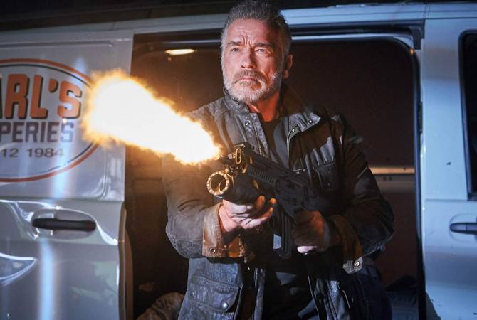 Terminator: Dark Fate Director Didn't Want to De-Age Arnold Schwarzenegger
