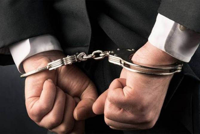 Kosh prison warden arrested on suspicion of bribery 
