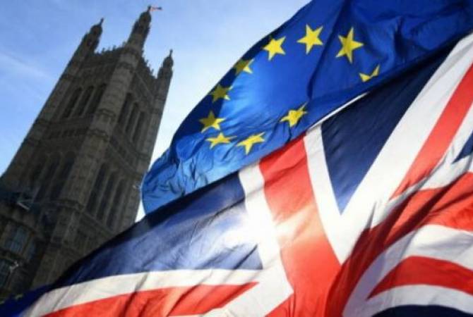 Европарламент поддержал отсрочку Brexit