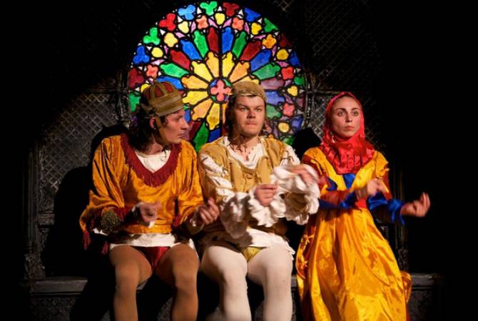 Гастролями Московского армянского театра открылся российский театральный сезон на 
Кипре