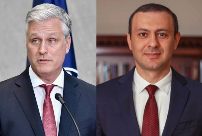 Секретарь СБ Армении поздравил новоназначенного советника по нацбезопасности 
президента США

