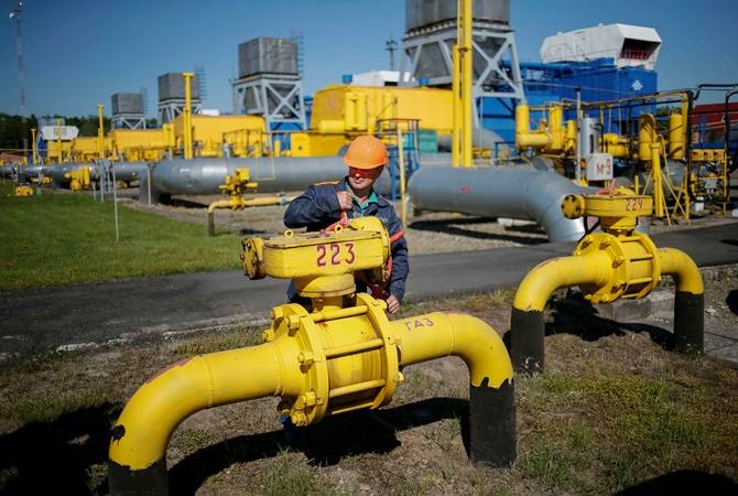 В Киеве не исключают "пакетного" решения по Донбассу и транзиту газа