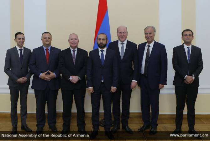 Armenian Speaker of Parliament receives Australian parliamentarians