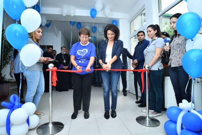 L'épouse du Premier ministre a participé à  l'inauguration du centre professionnel «Mon 
chemin»