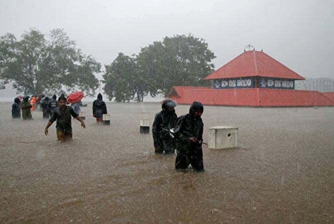  СМИ: в Индии из-за наводнений и оползней погибли почти 130 человек 