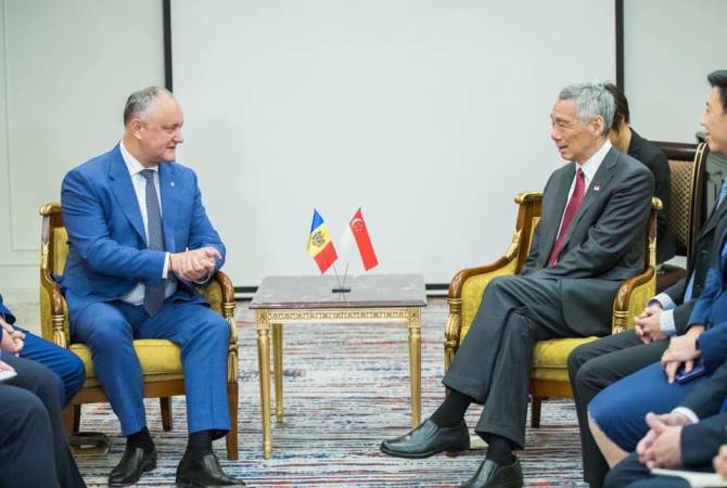 АРМЕНИЯ: Президент Молдовы в Ереване встретился с премьер-министром Сингапура