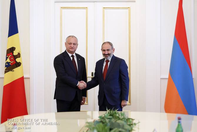 Мы должны укреплять армяно-молдавские торгово-экономические, политические связи: 
премьер-министр