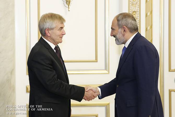 Armenian PM, Lithuanian Speaker of Parliament discuss cooperation development in Yerevan