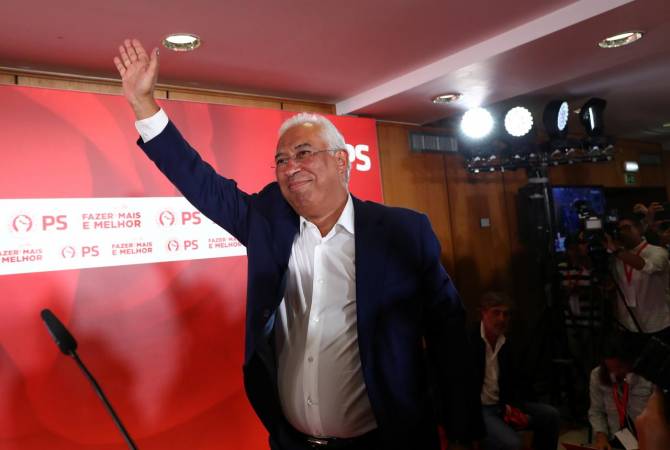  Соцпартия премьера Португалии побеждает на выборах в парламент 