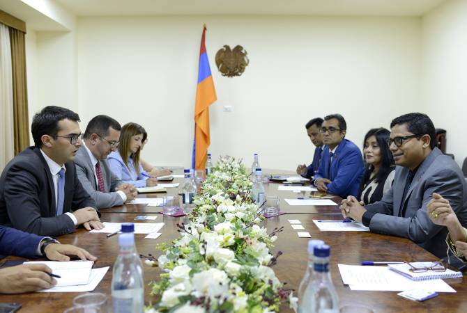 Armenia and Bangladesh discuss directions for IT cooperation 