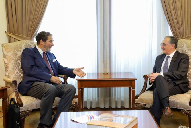  Глава МИД Армении принял генсека Постоянного международного секретариата ОЧЭС

 