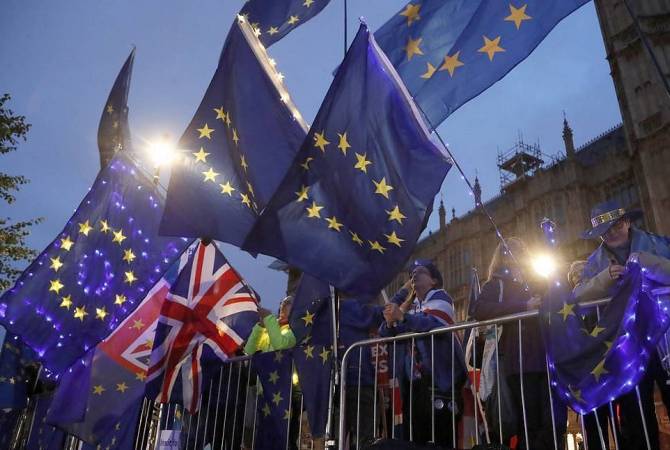Times: пять британских министров могут покинуть посты на фоне ситуации вокруг Brexit