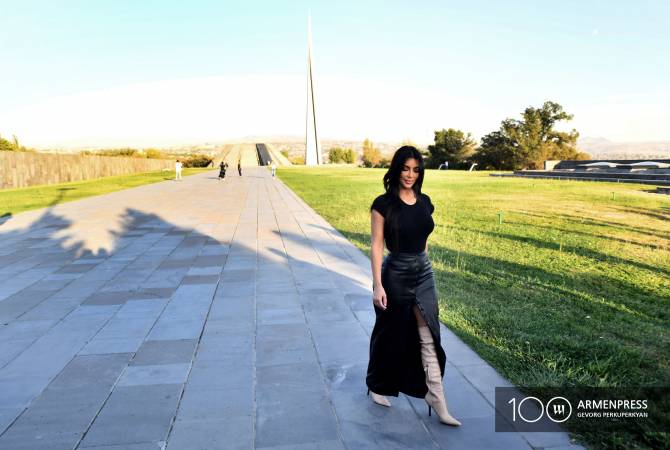 Кардашьян на своей странице в Instagram поделилась впечатлениями от Армении

