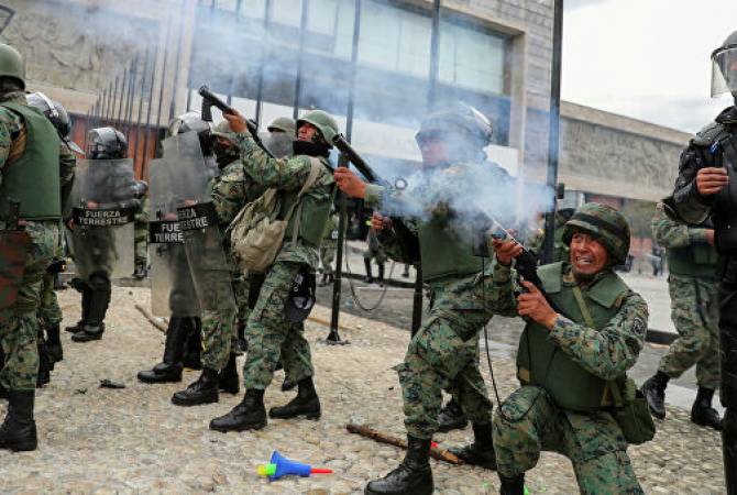 В Эквадоре почти 450 человек пострадали в ходе протестов