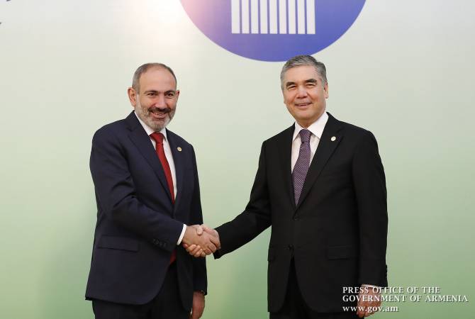 Rencontre entre Nikol Pashinyan et Gurbanguly Berdimuhamedow à Ashgabat
