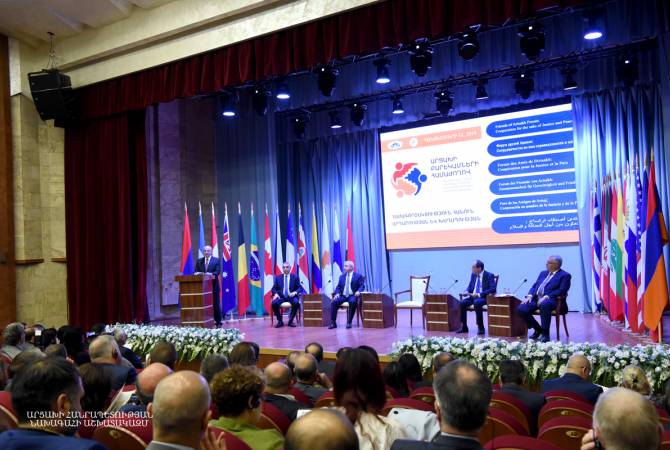 President Bako Sahakyan attends opening of conference of Artsakh friends in Stepanakert
