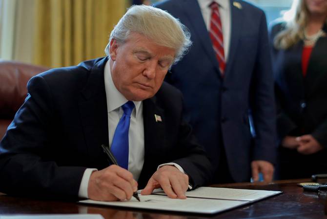 Trump signs executive order imposing sanctions on Turkey