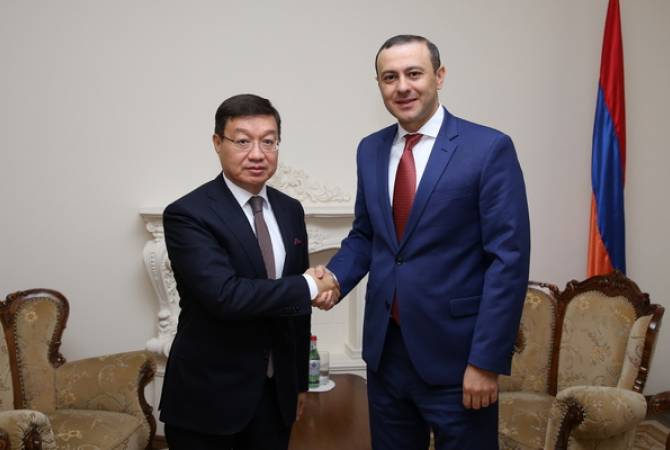 Армен Григорян принял посла Казахстана в Армении