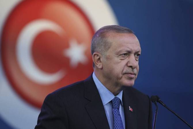  Эрдоган заявил, что не будет встречаться с Пенсом в Анкаре 