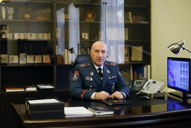Police Chief awards posthumous Medal of Heroism to fallen Yerevan officer  