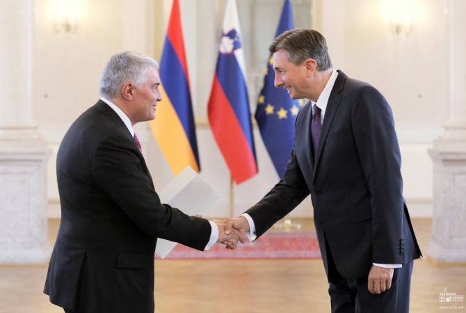 Armenian Ambassador presents credentials to President of Slovenia