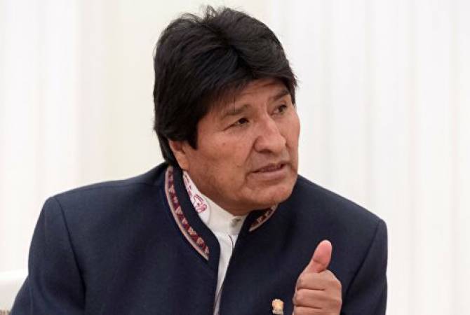 Bolivian president frontrunner in election, heads for runoff