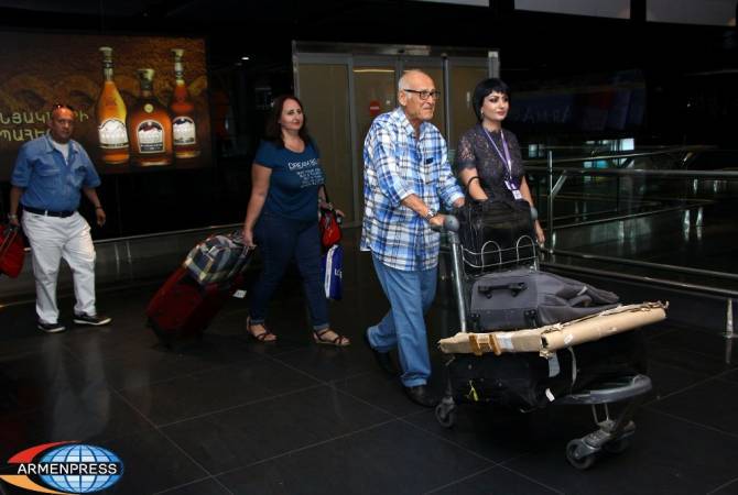 Пассажиропоток двух аэропортов Армении вырос на 16,5%

