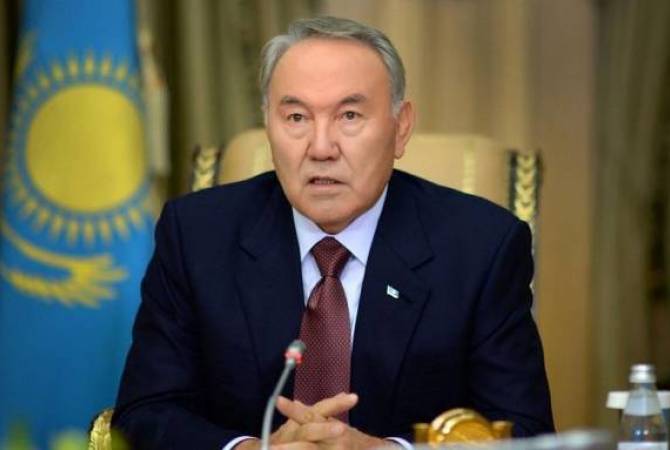 Ղազախստանի նախագահն ընդլայնել Է Նազարբաեւի լիազորությունները