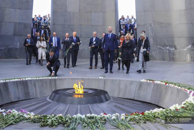 Делегация региона Франции Овернь-Рон-Альп почтила память жертв Геноцида армян

