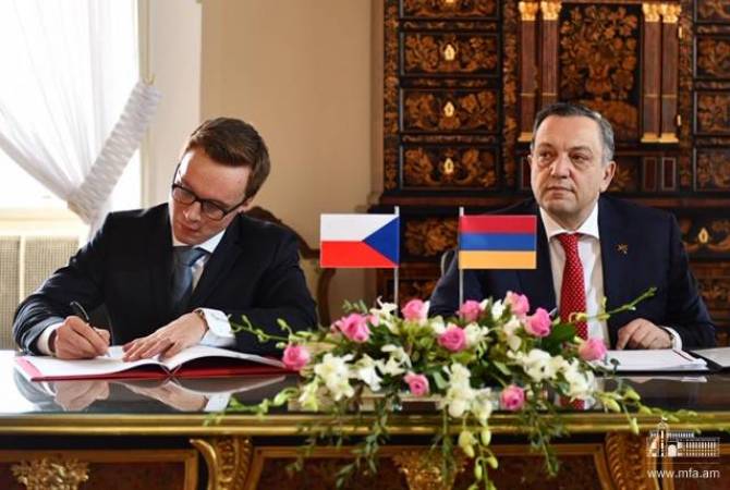 Les ministères des Affaires étrangères d'Arménie et de la République Tchèque ont tenu des 
réunions  